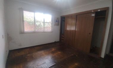 Casa para Oficina en Mujica