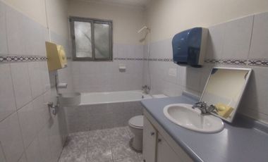 Casa para Oficina en Mujica