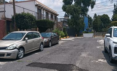 CASA EN RENTA CON VIGILANCIA / NOMASCOTAS