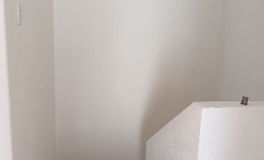 CASA EN RENTA CON VIGILANCIA / NOMASCOTAS