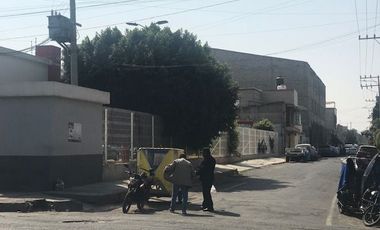 VENDO TERRENO USO DE SUELO MIXTO EN NEZAHUALCOYOTL