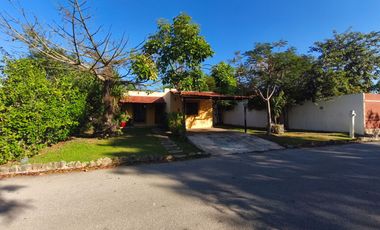 Renta de casa de un piso en Baspul, 3 recámaras, paneles solares