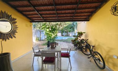 Renta de casa de un piso en Baspul, 3 recámaras, paneles solares