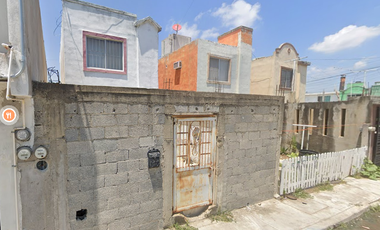 Casa en Venta en C. Betunia 208, Jardines de Champayán, 89358 Tampico, Tamps.