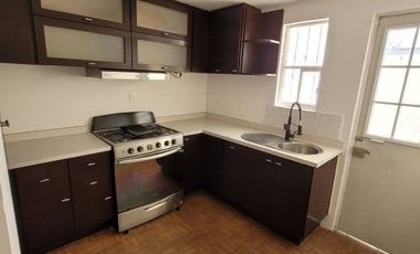 Casa en Venta | Los Héroes 2, Puebla | Cerrada con CCTV y portón eléctrico