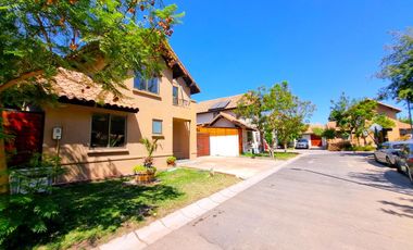 Amplia casa en Laguna Del Sol, Padre Hurtado