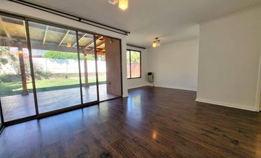 Amplia casa en Laguna Del Sol, Padre Hurtado