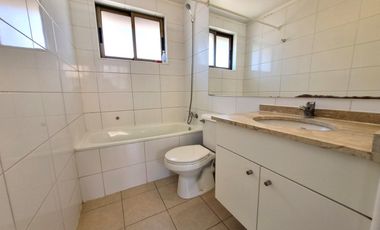 Amplia casa en Laguna Del Sol, Padre Hurtado