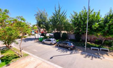 Amplia casa en Laguna Del Sol, Padre Hurtado