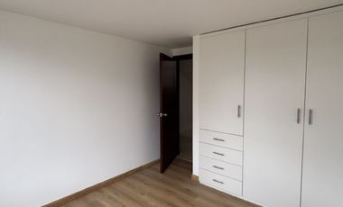 CASAS INDEPENDIENTES EN AMBATO-HUACHI LA JOYA