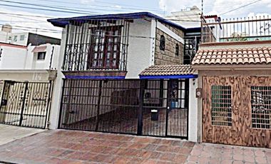 ESTRENA HERMOSA CASA EN LA MEJOR ZONA !!!