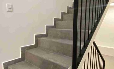 TOWNHOUSE ERMITA SUR | Exclusive privada de 8 casas