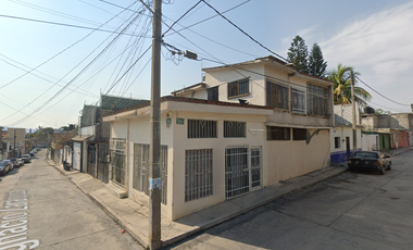 CASA EN VENTA EN CENTRO TLAQUILTENANGO MORELOS DE REMATE