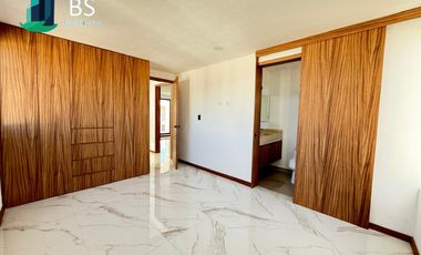 Casa en venta atrás de Plaza San Diego