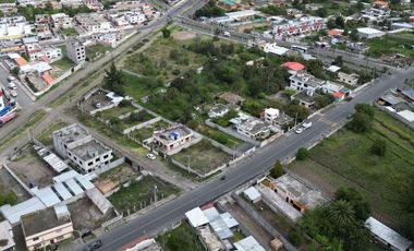 VENDO LOTE COMERCIAL EN AMBATO-LA JOYA, TUNGURAHUA
