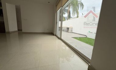 Casa en Renta 3 Rec en Lagos del Vergel | Carretera Nacional | Mty