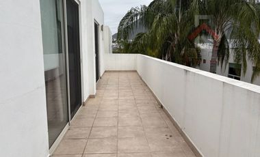 Casa en Renta 3 Rec en Lagos del Vergel | Carretera Nacional | Mty