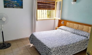 VENTA CASA INDEPENDIENTE SOBRE PORCION DE LOTE ESQUINA