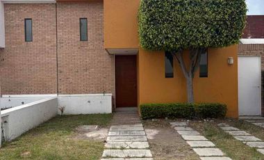 venta casa  fraccionamiento cerrado zona CU