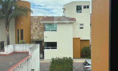 venta casa  fraccionamiento cerrado zona CU
