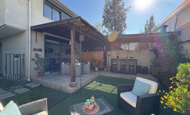 Hermosa Casa Venta Condominio La Reina