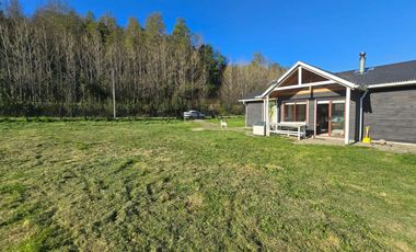 Arriendo Casa en Parcela Semi Amoblada – Exclusivo Loteo Alto Río, Valdivia