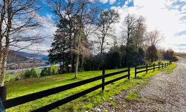 Arriendo Casa en Parcela Semi Amoblada – Exclusivo Loteo Alto Río, Valdivia