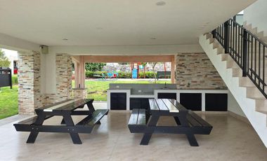 CASA EN VENTA CIUDAD MESETA HABITAT