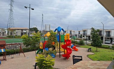 CASA EN VENTA CIUDAD MESETA HABITAT