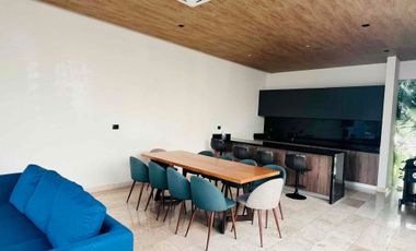 Se renta amplio departamento de tres habitaciones en Enso.