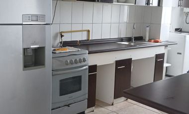 Arriendo departamento amoblado tres habitaciones un baño