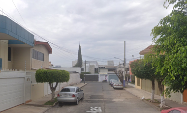 !! Gran Oportunidad !! Hermosa Casa en Remate En Una De Las Mejores Zonas De Michoacán