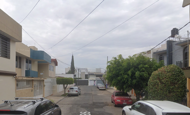 !! Gran Oportunidad !! Hermosa Casa en Remate En Una De Las Mejores Zonas De Michoacán