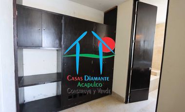 Casa en venta con vista al mar y alberca privada