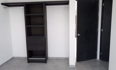 VENDO CASA SOLA COL. BOSQUES DE CUERNAVACA, CUERNAVACA