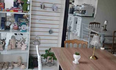 en venta cafetería equipada