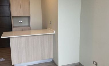 Arriendo cómodo departamento en valparaiso, 1 dormitorio 1 baño, 1 Estacionamiento , 1 Bodega Valor $ 420.000 mas gastos comunes