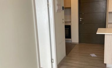 Arriendo cómodo departamento en valparaiso, 1 dormitorio 1 baño, 1 Estacionamiento , 1 Bodega Valor $ 420.000 mas gastos comunes