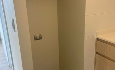 Arriendo cómodo departamento en valparaiso, 1 dormitorio 1 baño, 1 Estacionamiento , 1 Bodega Valor $ 420.000 mas gastos comunes