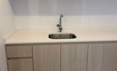 Arriendo cómodo departamento en valparaiso, 1 dormitorio 1 baño, 1 Estacionamiento , 1 Bodega Valor $ 420.000 mas gastos comunes