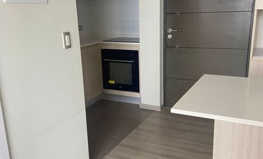 Arriendo cómodo departamento en valparaiso, 1 dormitorio 1 baño, 1 Estacionamiento , 1 Bodega Valor $ 420.000 mas gastos comunes