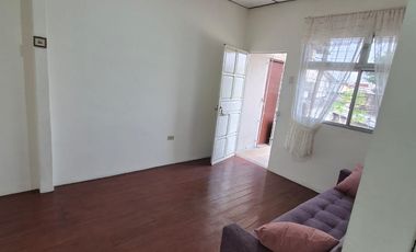 Suite Amoblada en Alquiler en Urdesa Central, 1 Habitación, 1 Baño, Norte de Guayaquil.