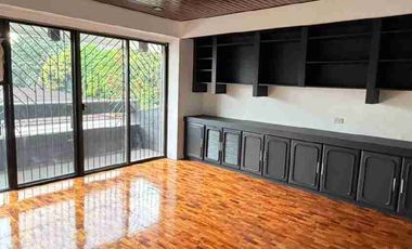5 Bedroom Newly Renovated House and Lot in Urdaneta Village