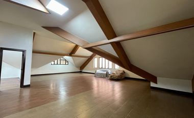 House & Lot For Lease 9 Bedroom 9BR at Makati City