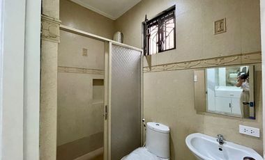 House & Lot For Lease 9 Bedroom 9BR at Makati City