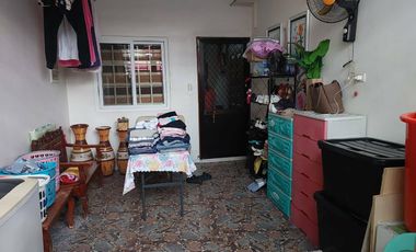 SAMPALOC TOWN HOUSE