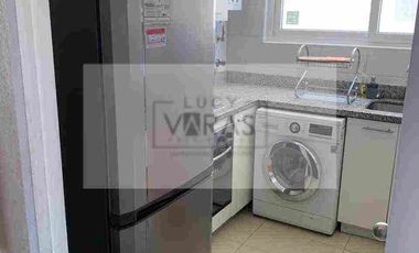 Se arrienda año corrido amplio departamento a pasos de la Av del Mar.