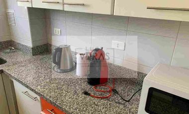 Se arrienda año corrido amplio departamento a pasos de la Av del Mar.