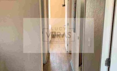 Se arrienda año corrido amplio departamento a pasos de la Av del Mar.