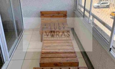 Se arrienda año corrido amplio departamento a pasos de la Av del Mar.